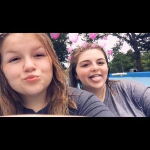 Meet your Posher, Alissa